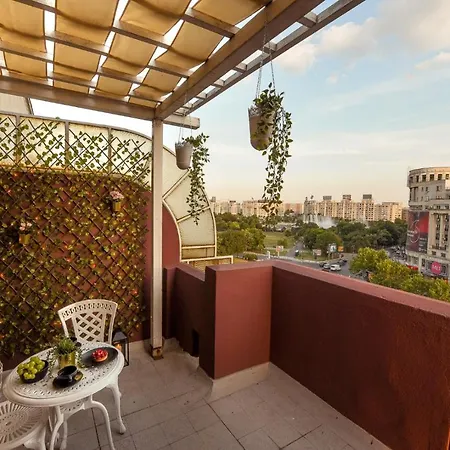 Baroque Splendor: Breathtaking Views & Design * Bucharest
